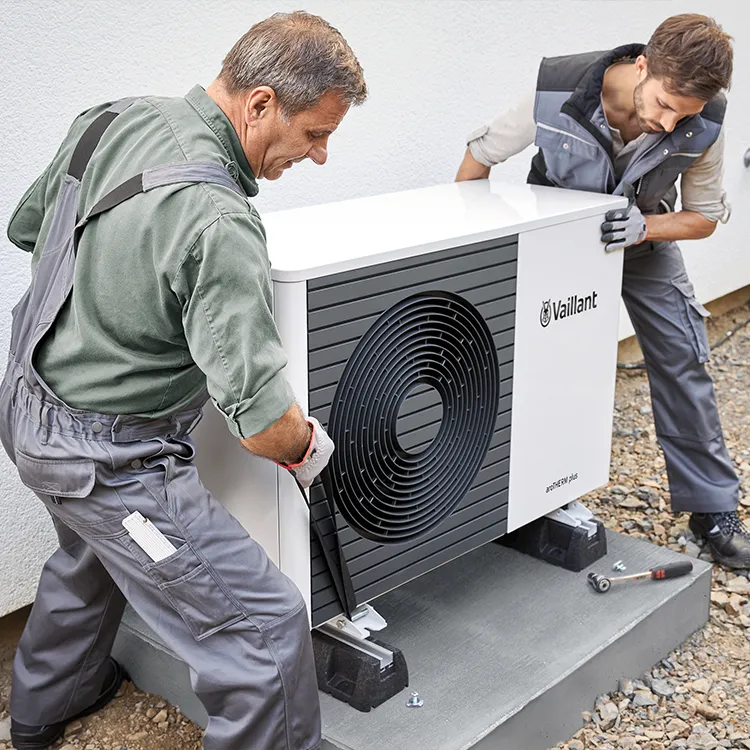 Vaillant-Wärmepumpeninstallation Installation einer Vaillant-Wärmepumpe an einem Haus